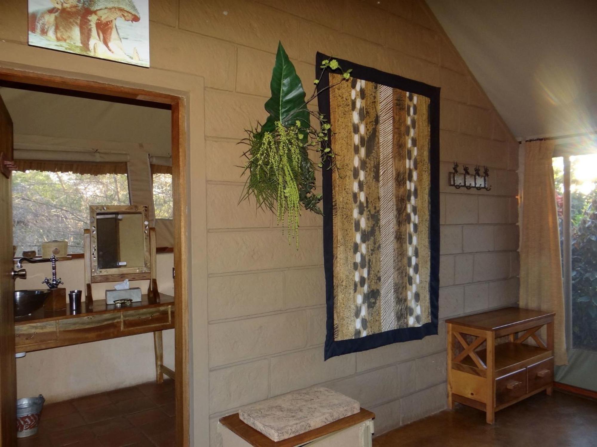 Ikweta Safari Camp Maua