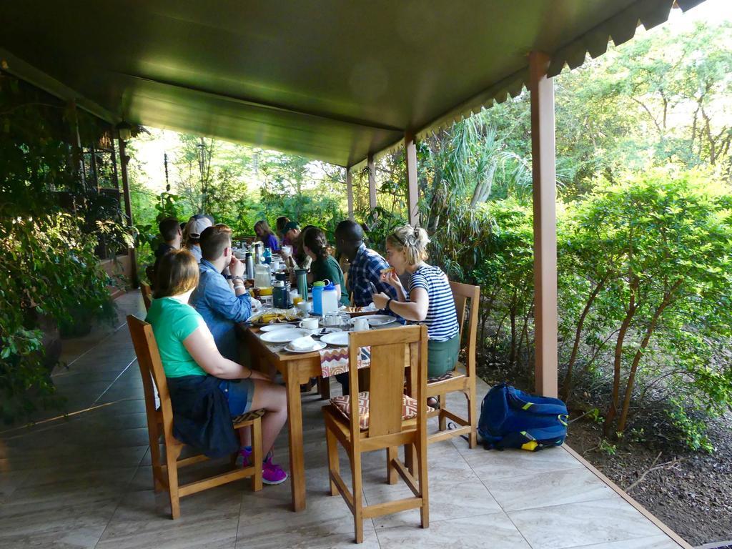 Luxury tent Ikweta Safari Camp 3*