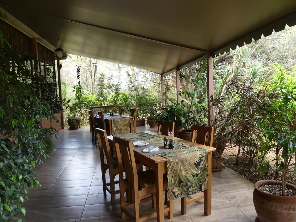 Ikweta Safari Camp Maua