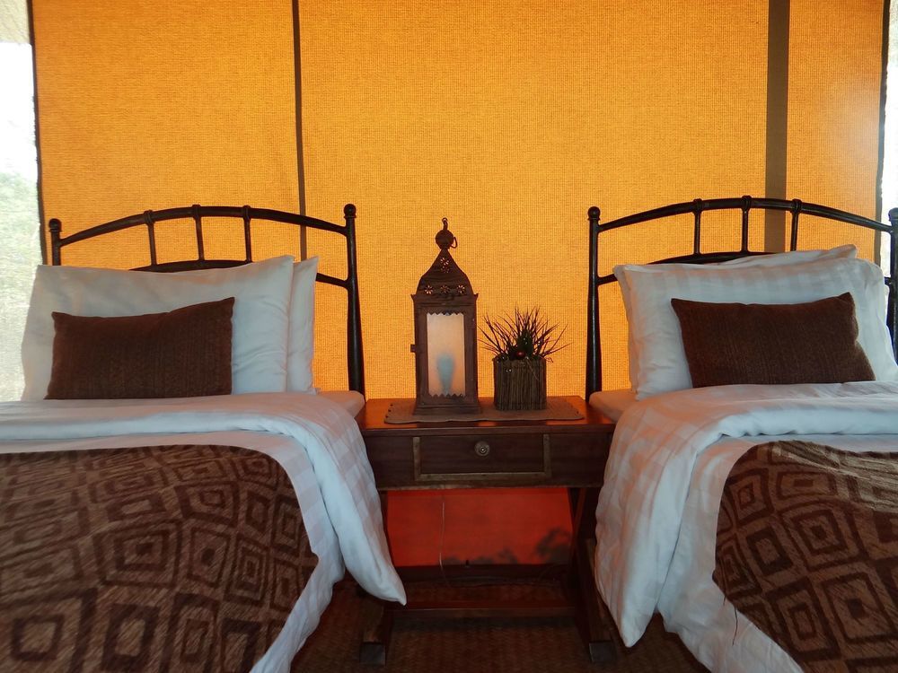 Luxury tent Ikweta Safari Camp 3*